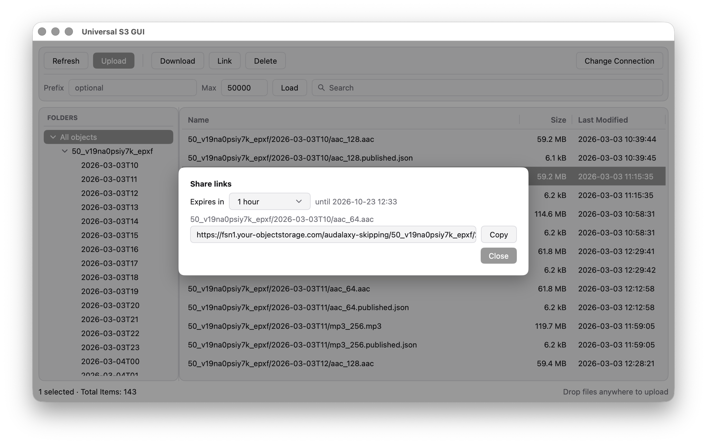 Share links dialog with a selectable expiration time from 15 minutes to 7 days and a copy button for each pre-signed link.